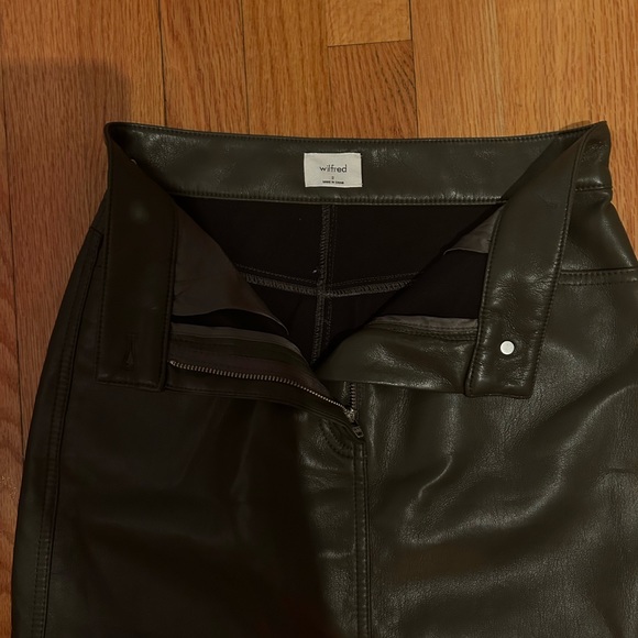 Aritzia leather skirt 🩶 - Picture 4 of 5